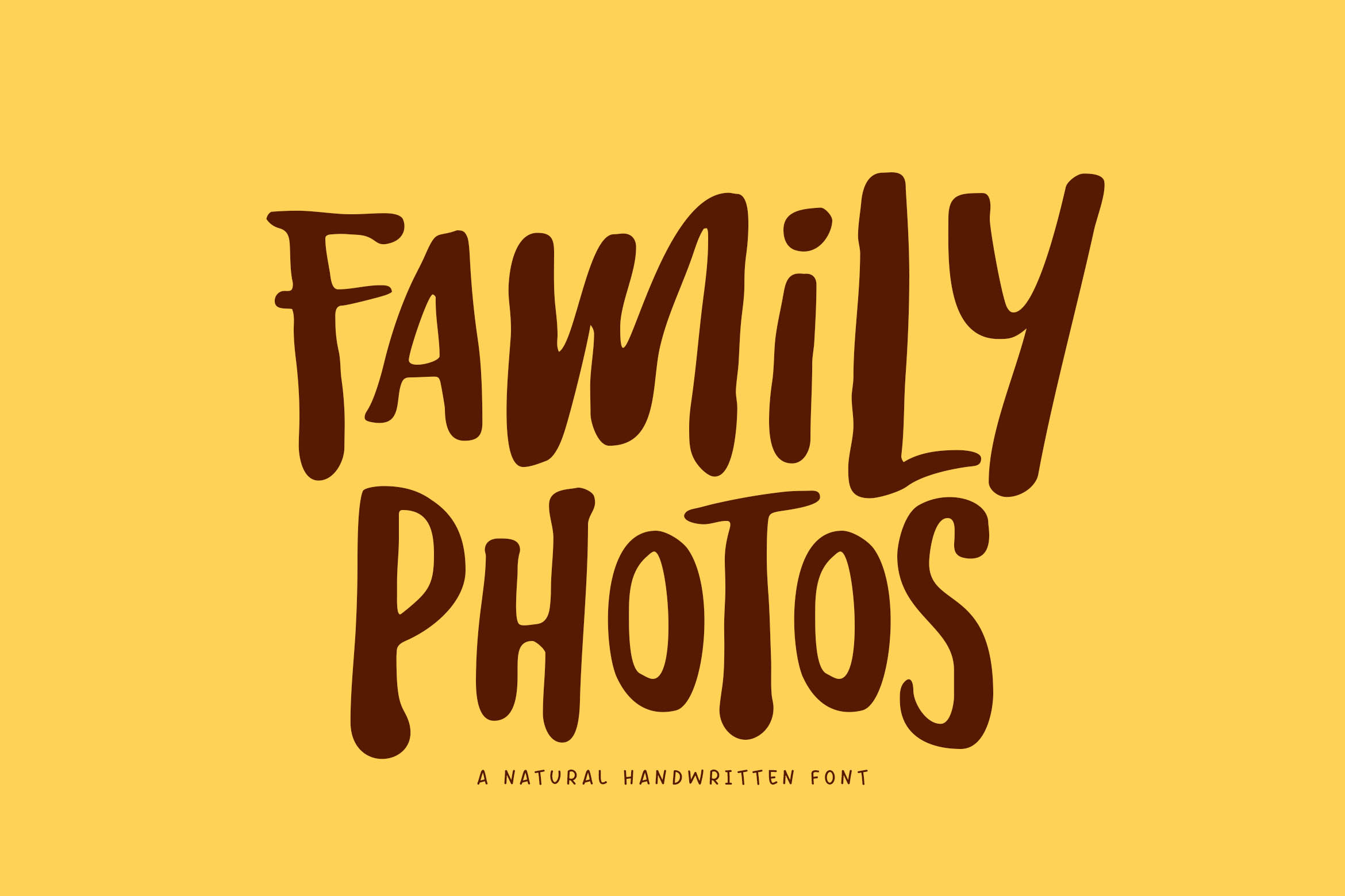Family Photos - Playful Font